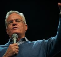 Willow Creek Gruender Bill Hybels