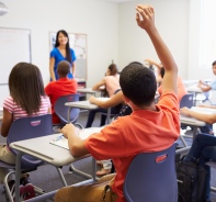 Lehrerin im Klassenzimmer