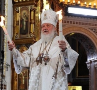 Patriarch Kyrill an einer Ostermesse