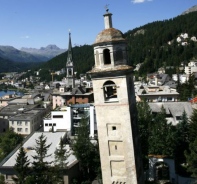 Schiefer Turm von St. Moritz 