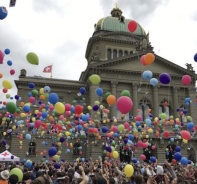 Kundgebung von Jungscharkindern vor Bundeshaus