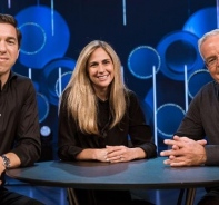 Hier schien die Welt noch in Ordnung zu sein: Steve Carter und Heather Larson zusammen mit Bill Hybels.