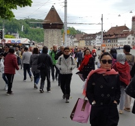 Chinesische Touristen in Luzern