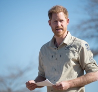 Prinz Harry bei seinem Besuch in Angola