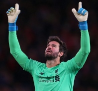 Liverpool-Torhter Alisson Becker.