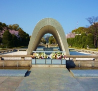 Mahnmal fr die Opfer der Atombombe in Hiroshima