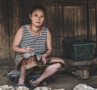 Frau in Laos