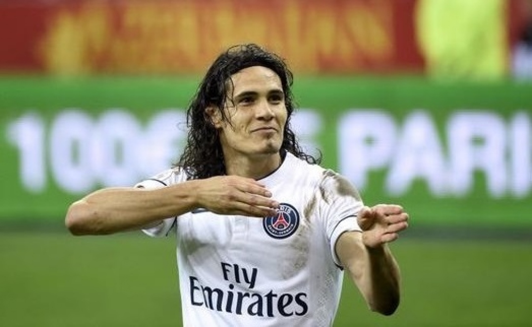 Fussballprofi Edinson Cavani Der Glaube Ist Wie Ein Navigationsgerat